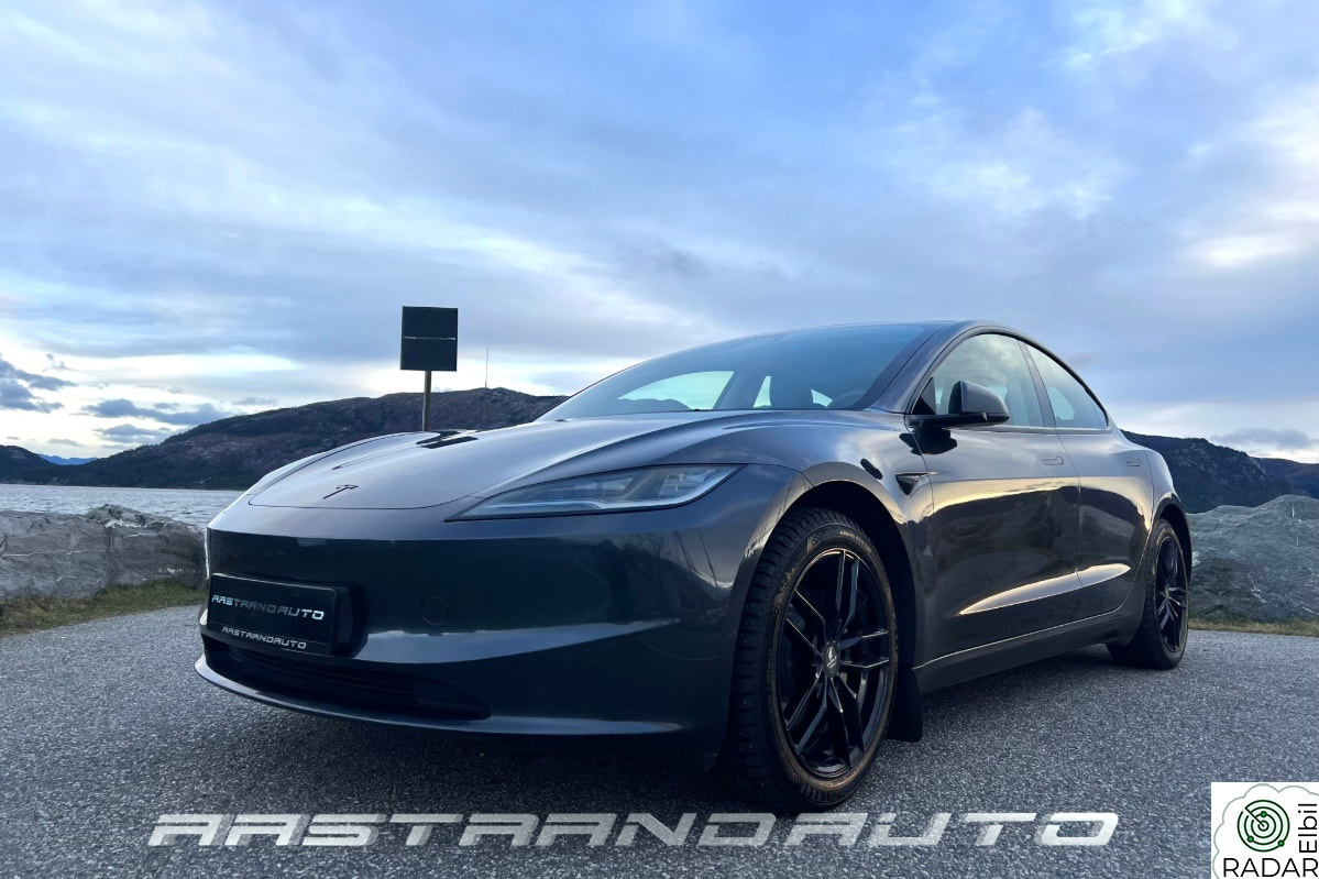 TESLA Model 3 HIGHLAND|AP|PREMIUM|VARMEP|PANO|VENT.SKINN|360CAM|KUPP