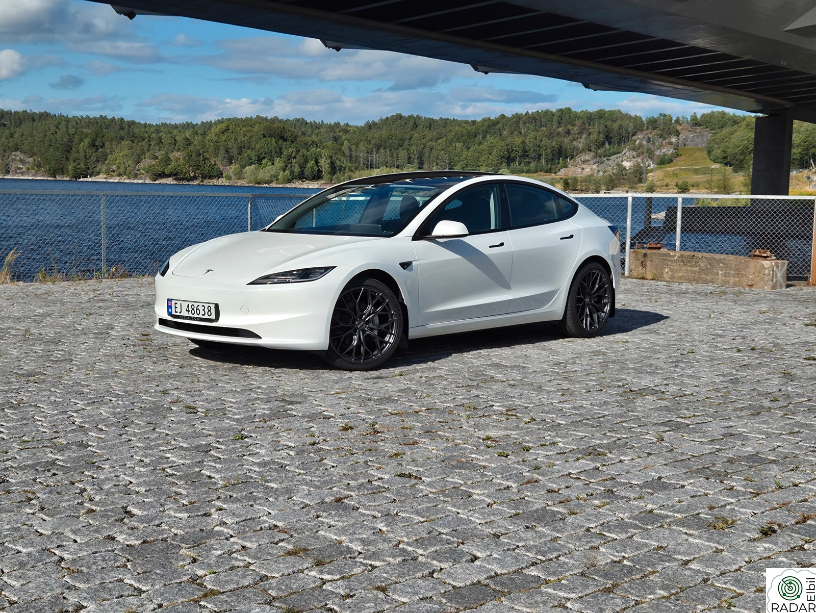 TESLA Model 3 RWD-Kun 2977 km!-hengerfeste, FSD