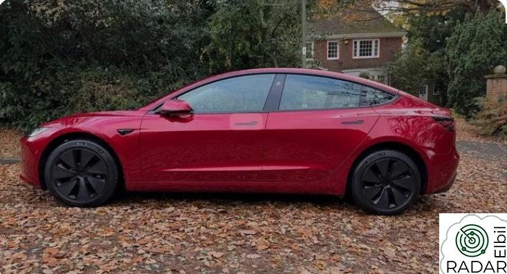 TESLA Model 3 RWD