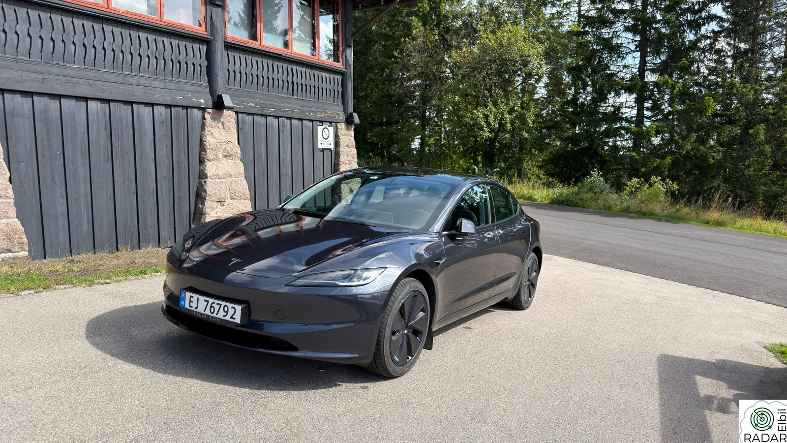 TESLA Model 3 RWD 283hk