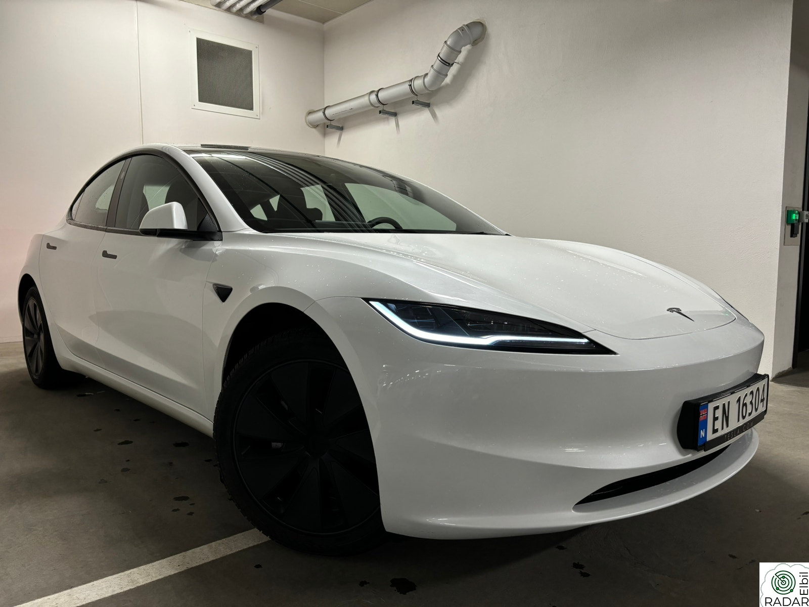 TESLA Model 3 RWD283hk/nybil/Pano/ventilerteseter/extrautstyr/garanti
