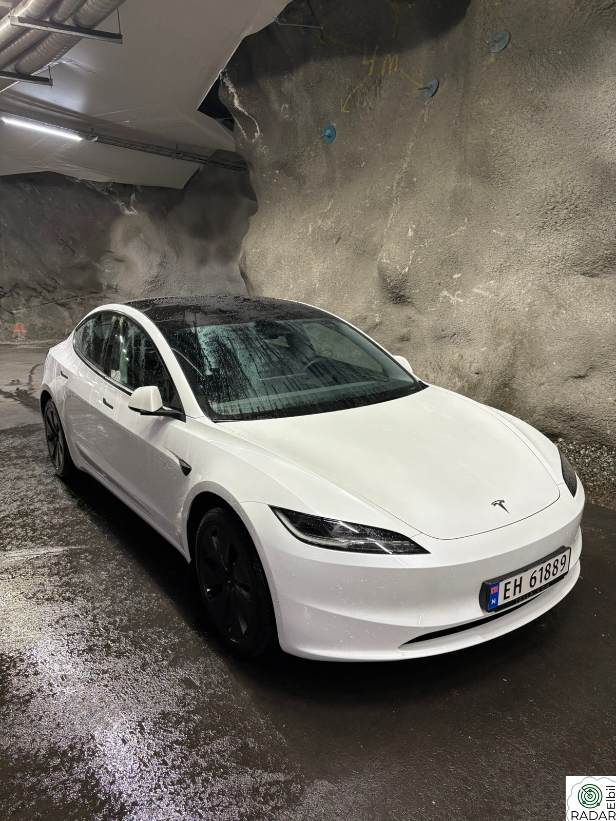 TESLA Model 3 RWD 283hk