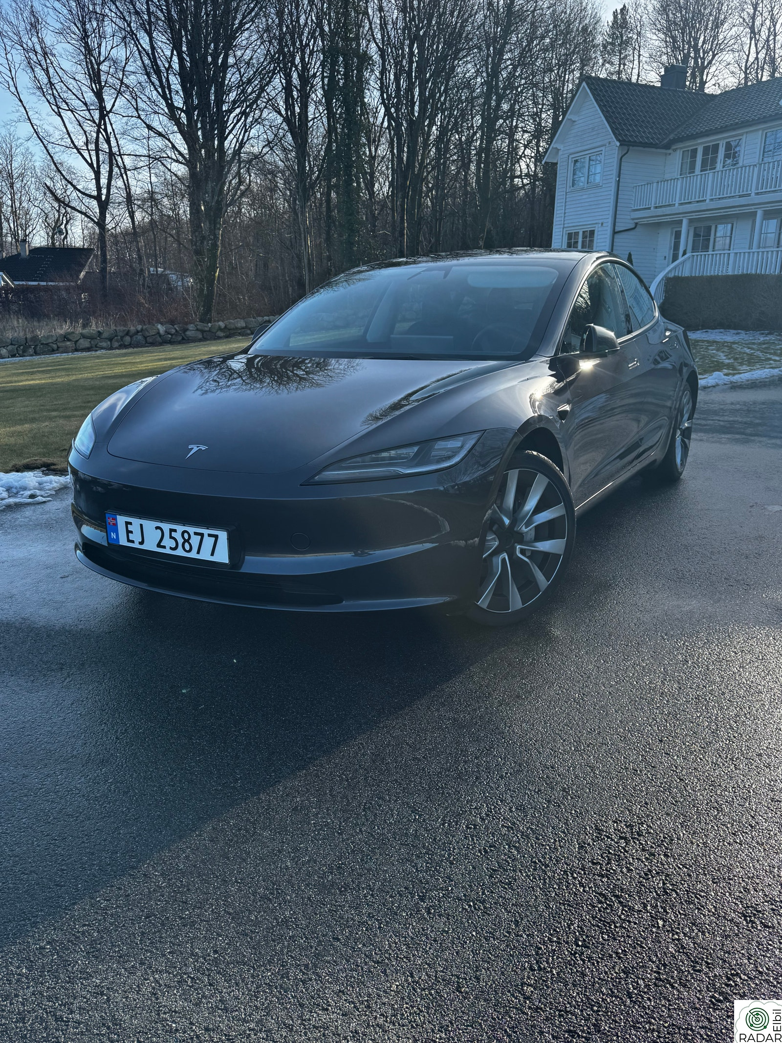 TESLA Model 3 RWD 283hk