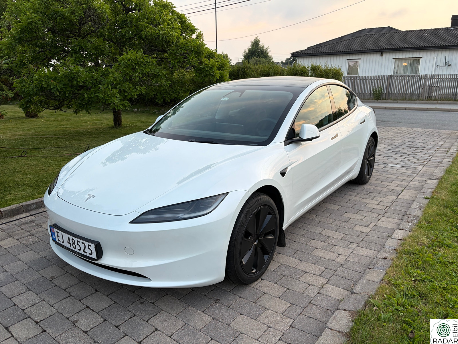 TESLA Model 3 RWD 283hk
