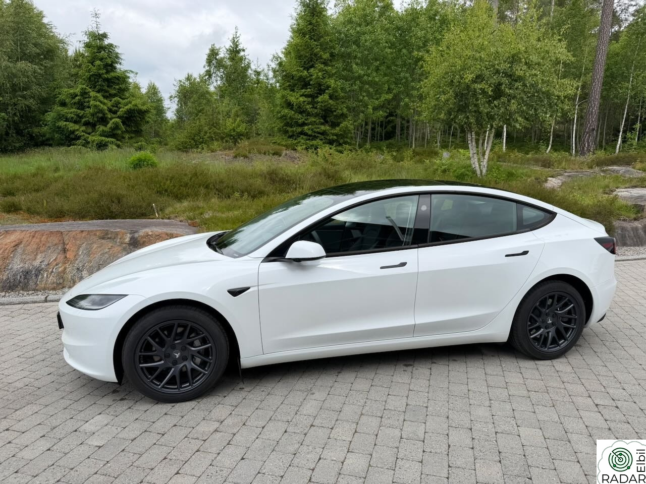 TESLA Model 3 RWD 283hk