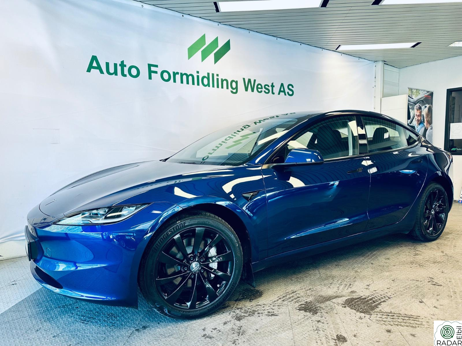 TESLA Model 3 Highland SR RWD 513wltp Skinn Garanti Norsk