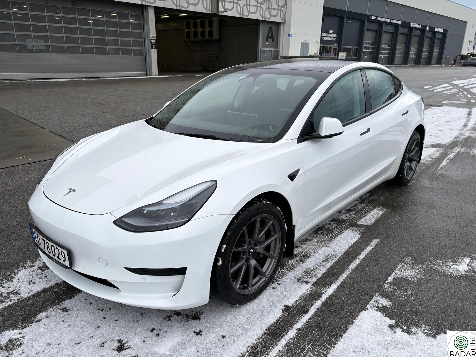 TESLA Model 3 RWD 283hk