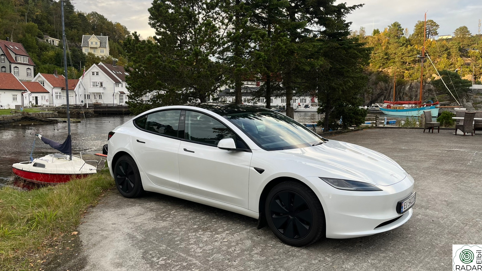 TESLA Model 3 RWD 283hk