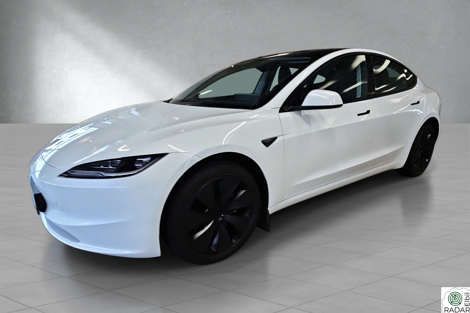 TESLA Model 3 RWD 283hk SKINN-AUTOPILOT-KROK