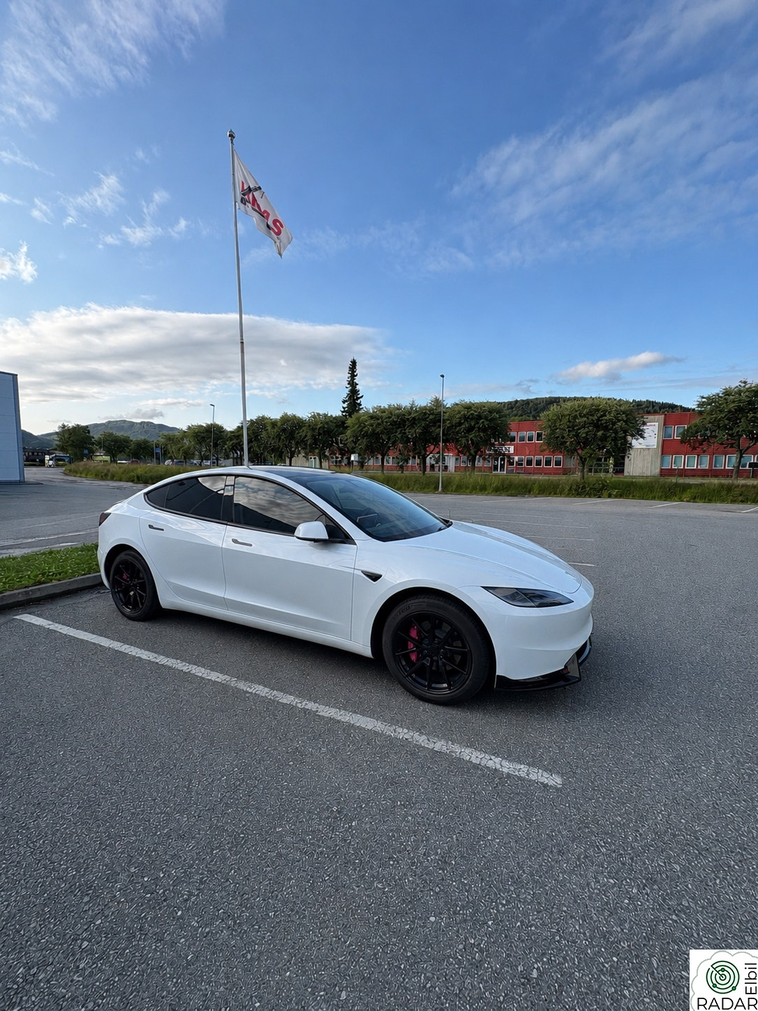 TESLA Model 3 RWD 283hk