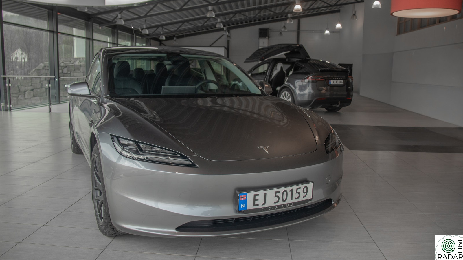 TESLA Model 3 Tesla Model 3 2024 Quicksilver/Hengerfeste/Vinterhjul