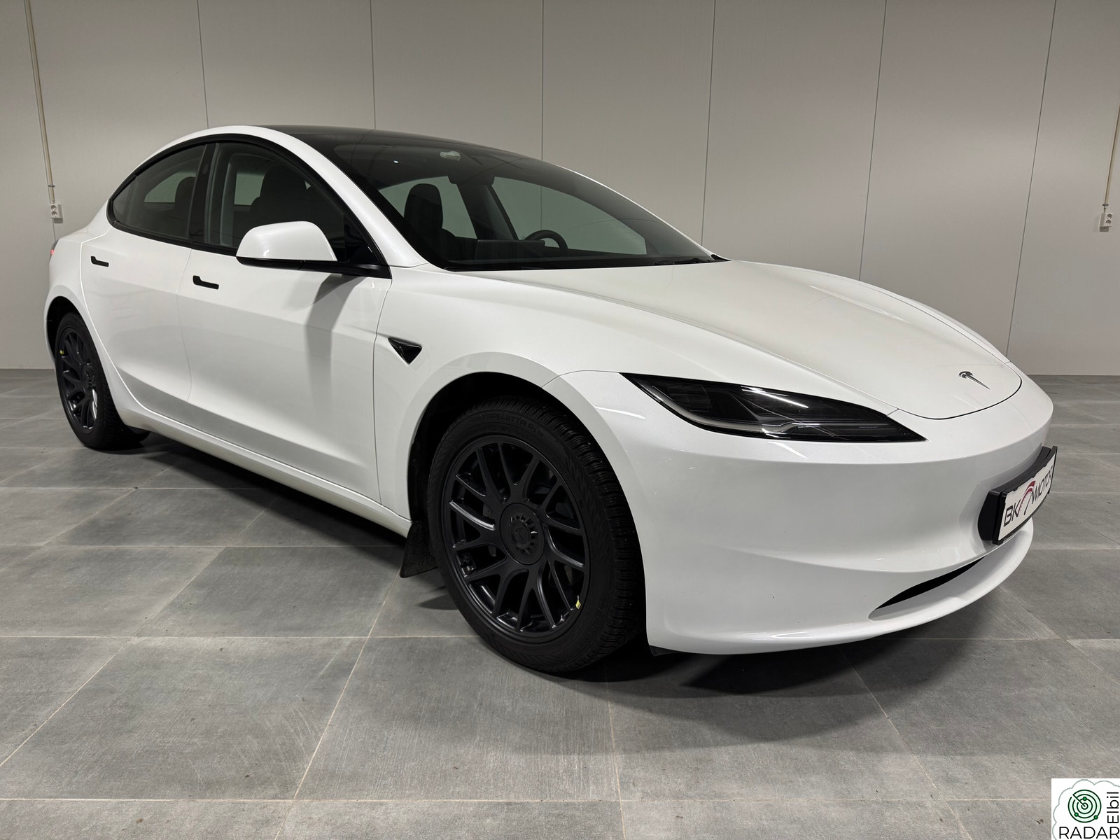 TESLA Model 3 SR+/ RWD/ Highland/ 513km WLTP/ S+V/ Krok/ Garanti