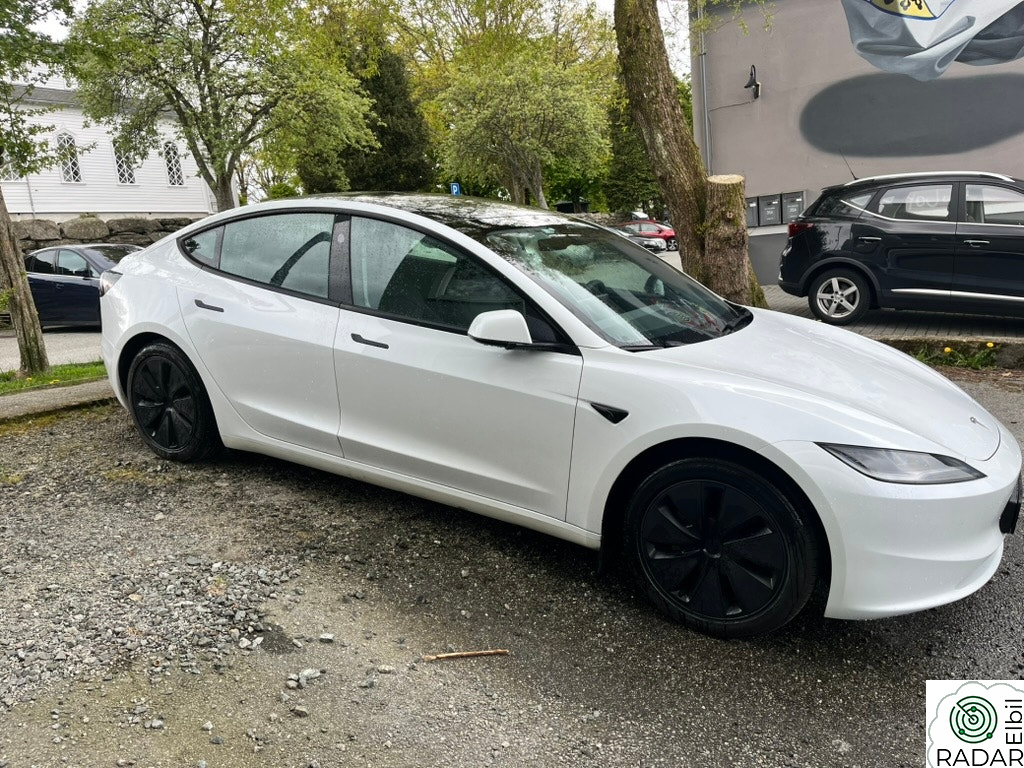 TESLA Model 3 RWD 283hk