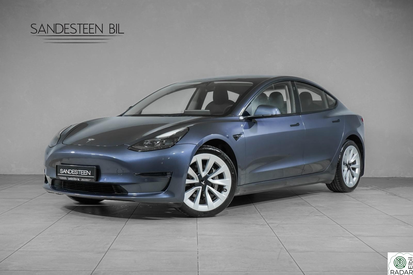 TESLA Model 3 HENGERFESTE/VINTERPAKKE/PANO/AUTOPILOT
