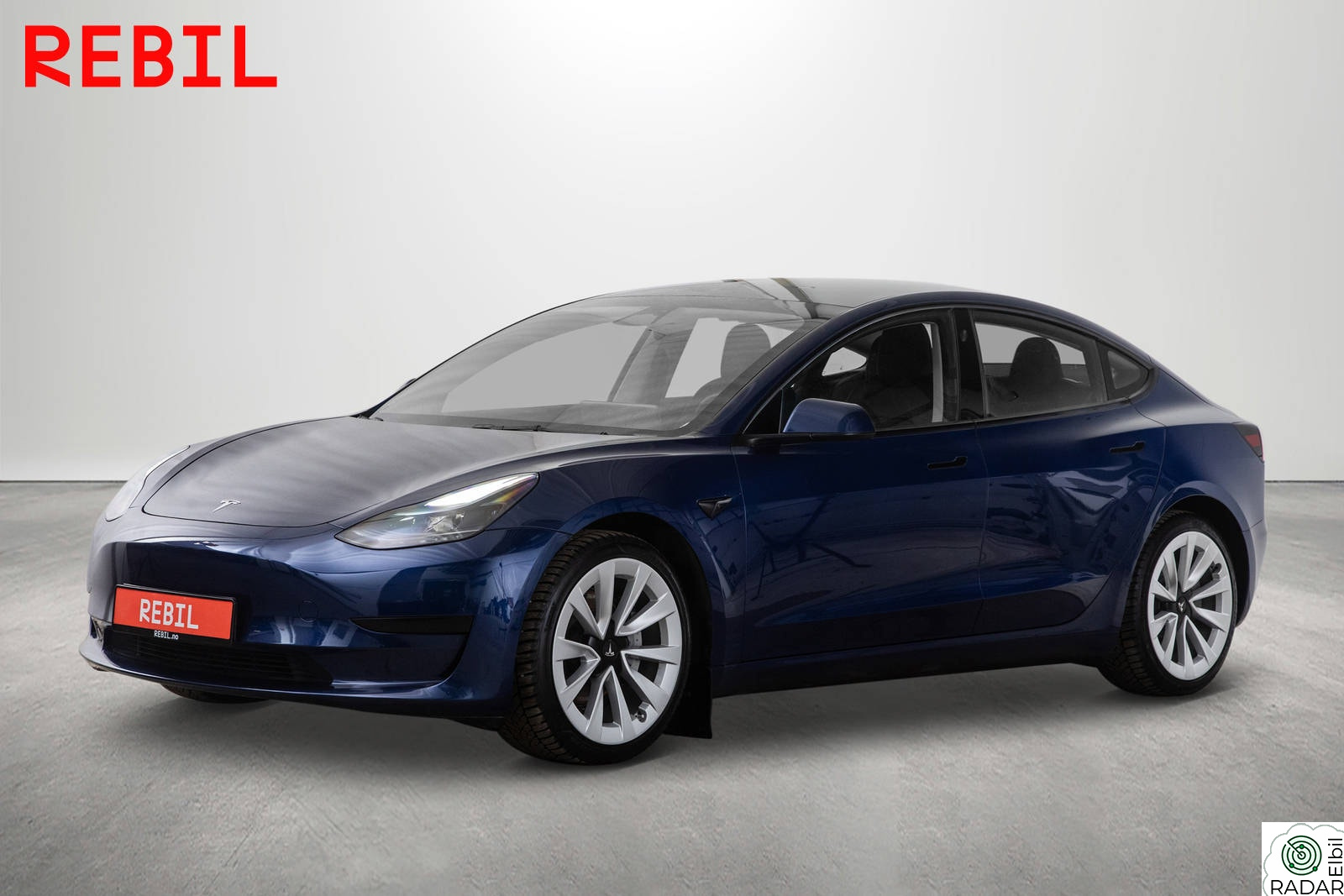 TESLA Model 3 491Km/SR/Pano/Navi/R.kam/AP/V.Pumpe/Skinn/Ryzen