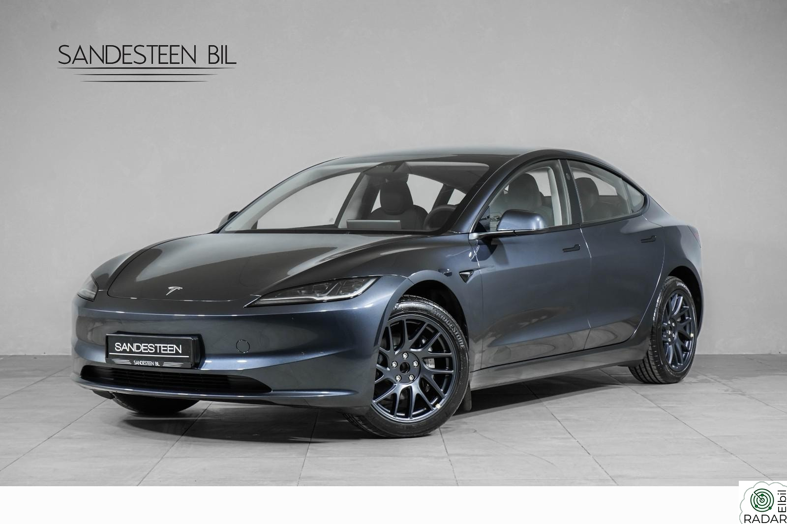 TESLA Model 3 SKINN/KEYLESS/360KAMERA/AUTOPILOT/PANORAMA SOLTAK