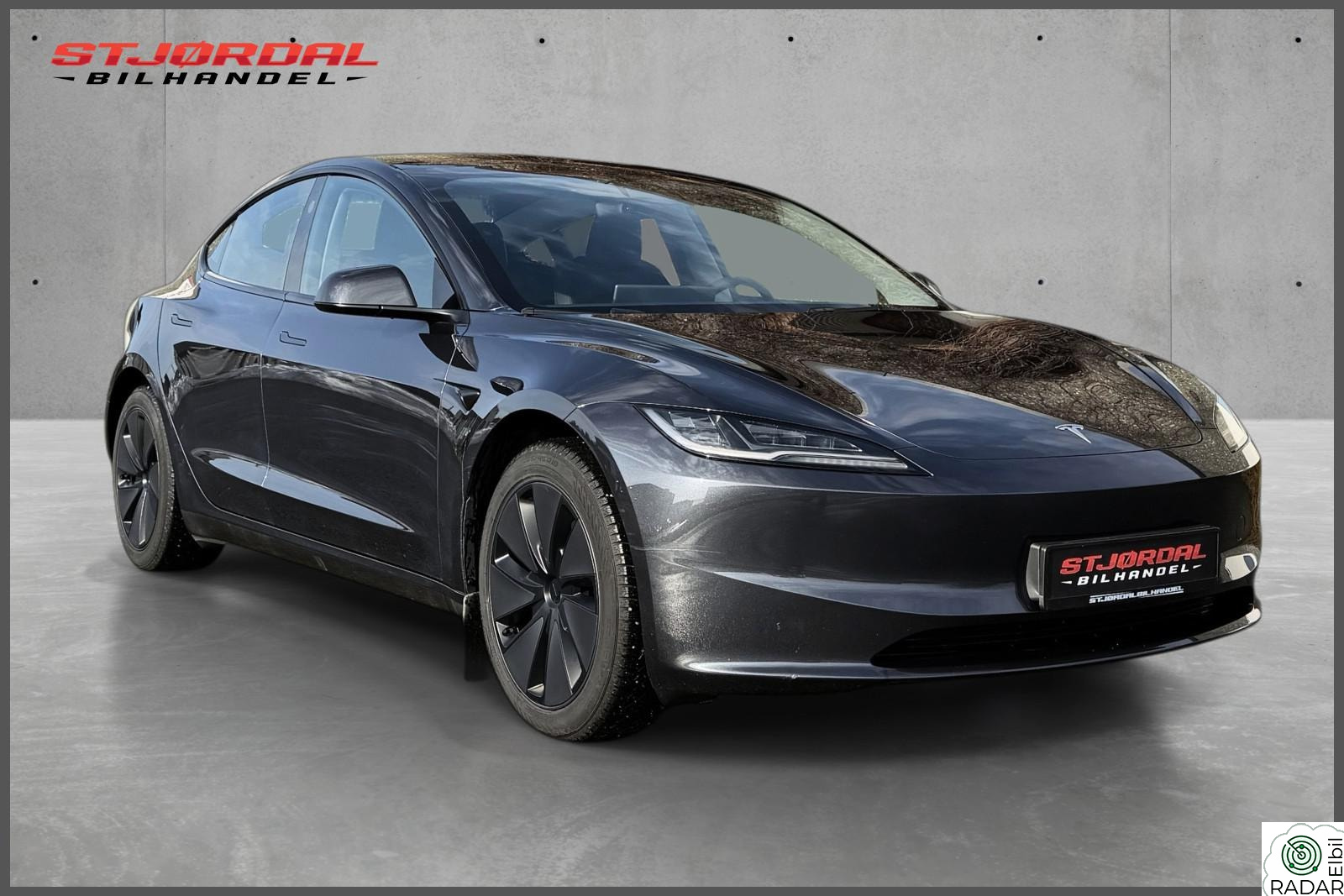 TESLA Model 3