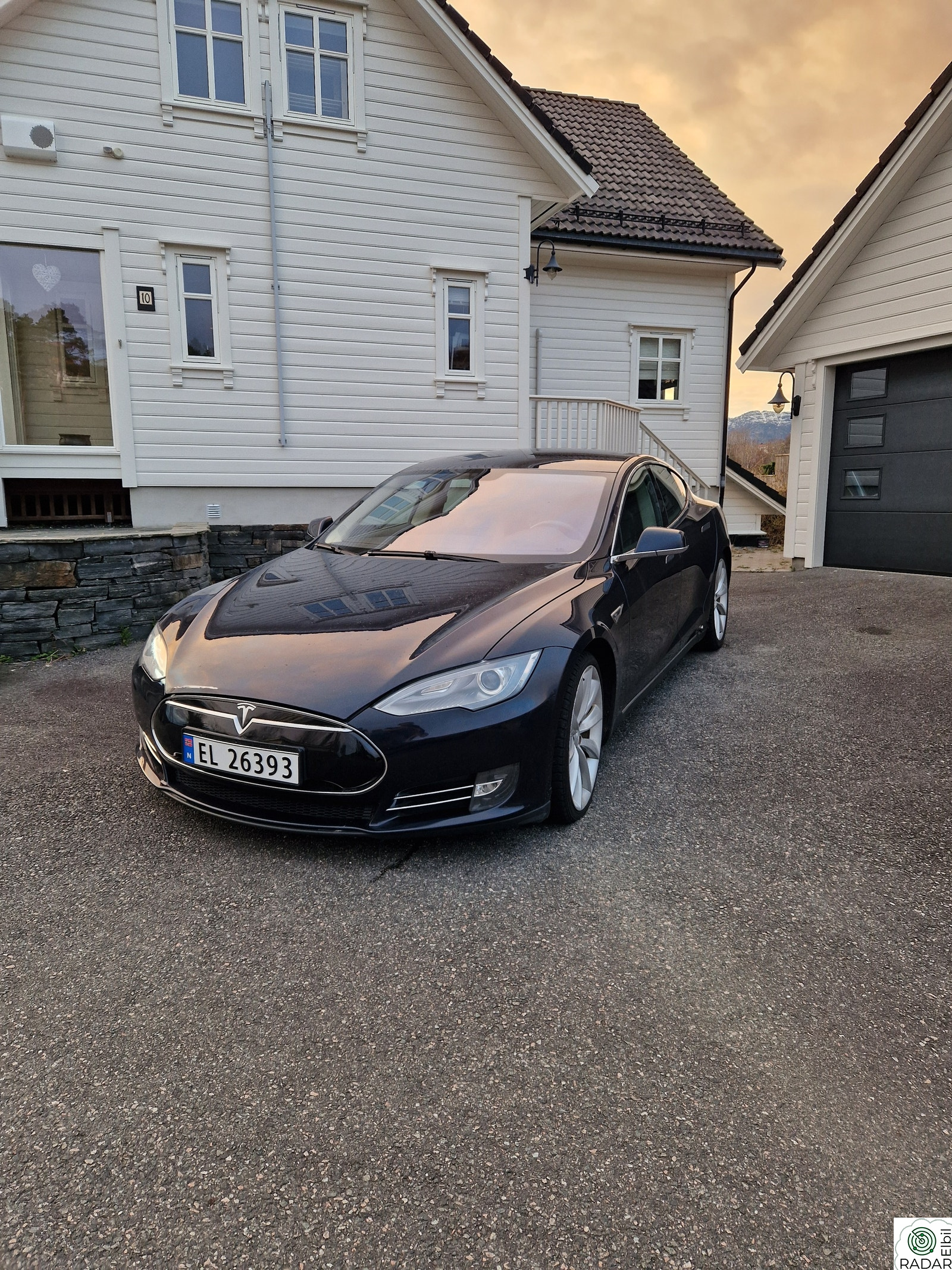 TESLA MOTORS MODEL S 85 - Overhalt batteri - GRATIS LADING