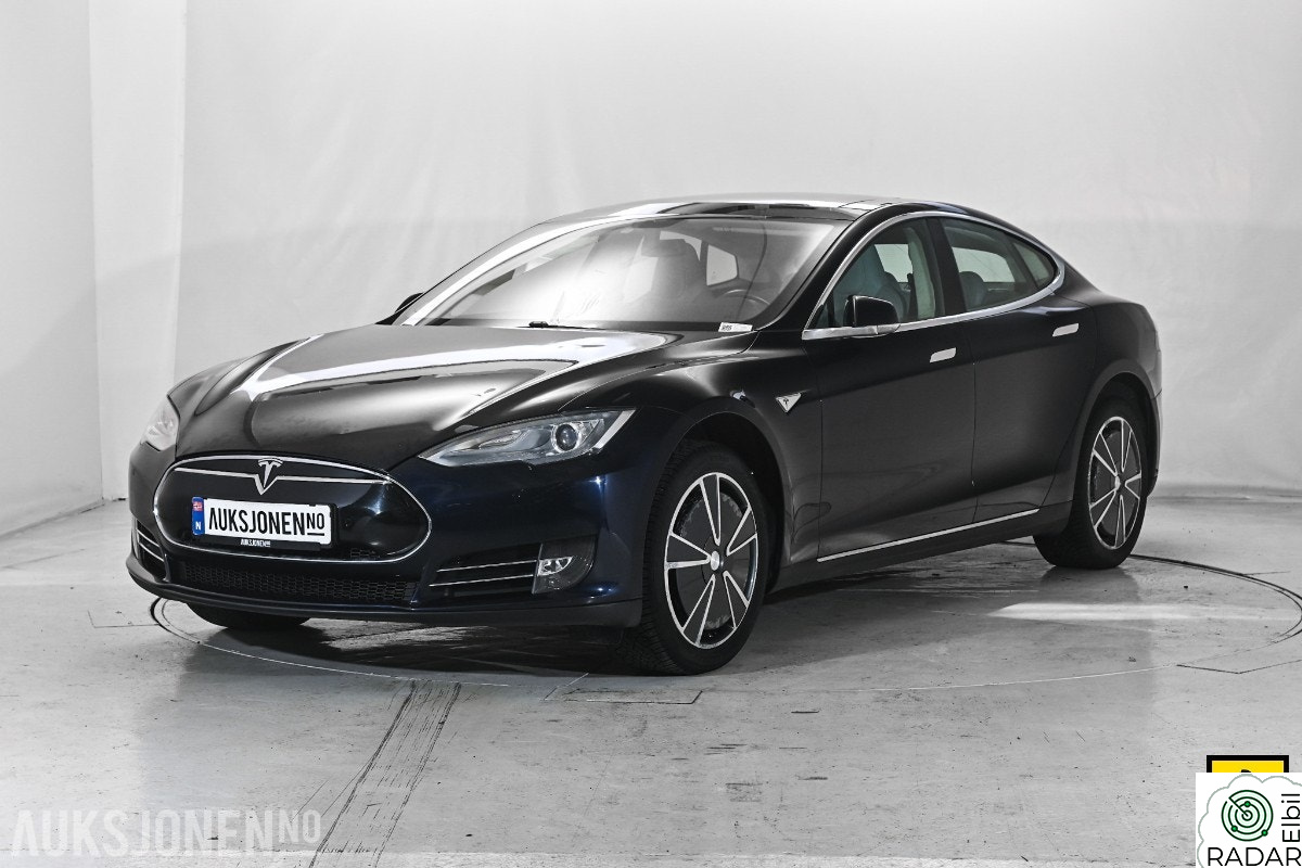 TESLA MOTORS MODEL S 85 LAV KM PANORAMA LUFTFJÆRING PREMIUM LYD & INTERIØR