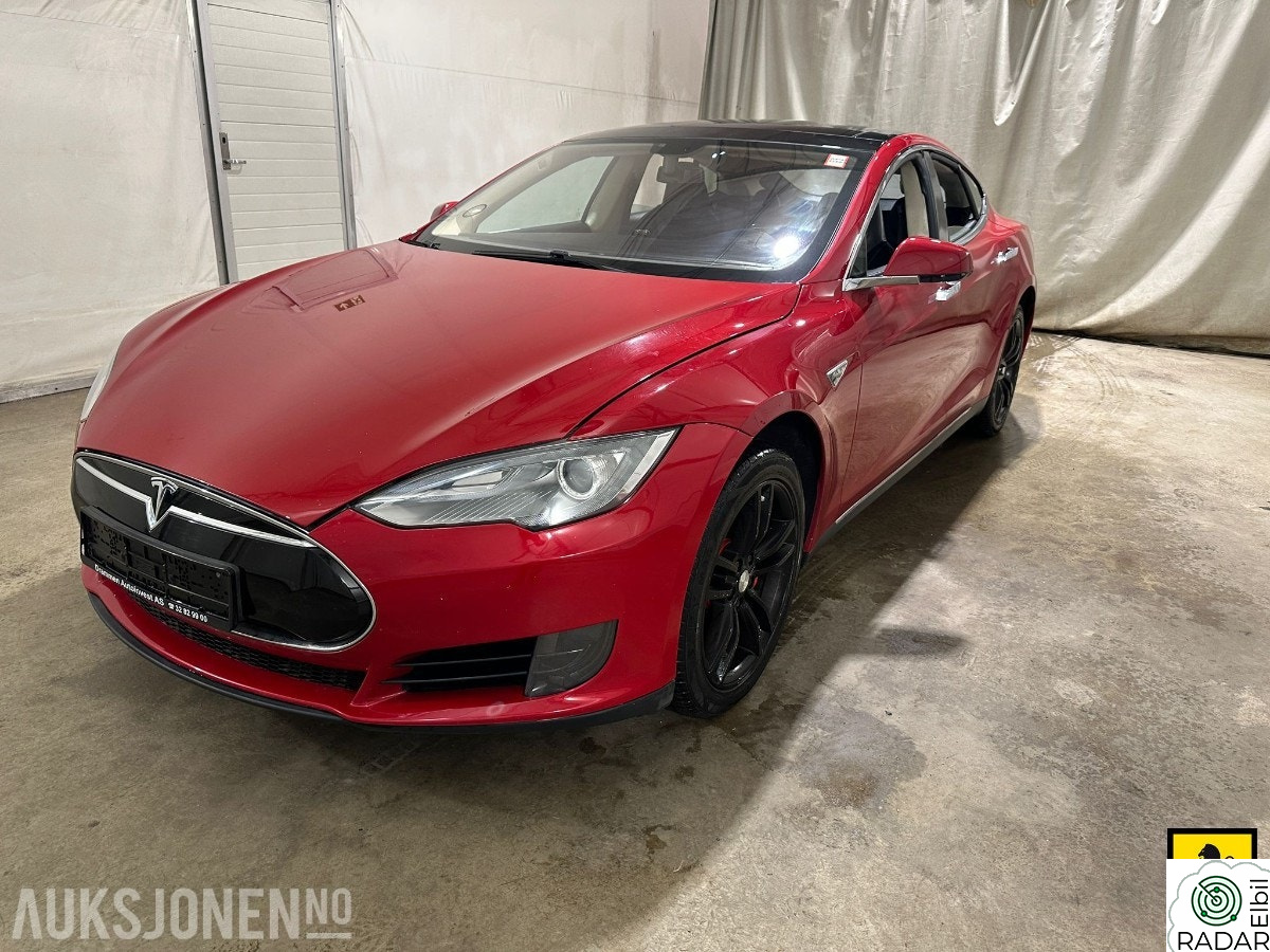TESLA MOTORS MODEL S 85 PANORAMA NAVI KAMERA SKINN CRUISE