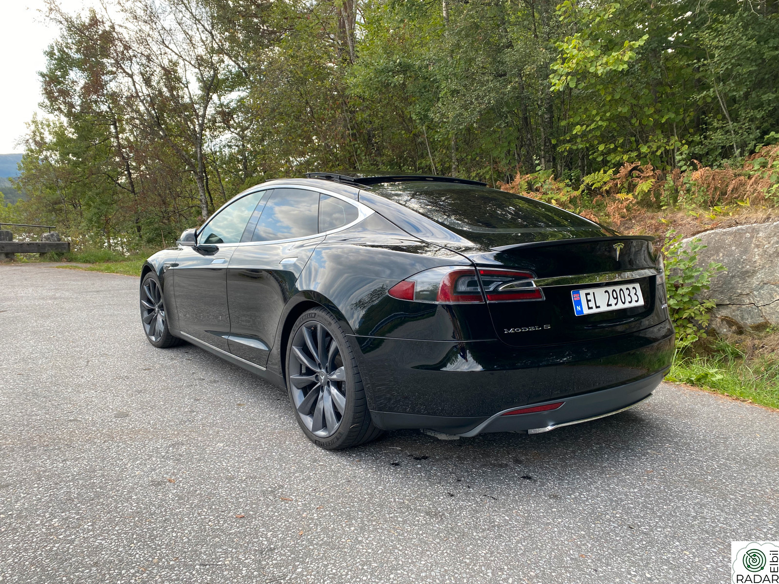 TESLA MOTORS MODEL S Performance