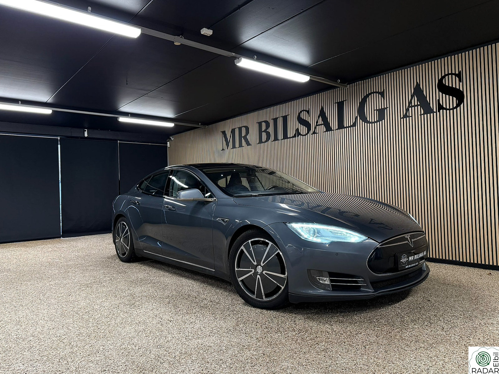 TESLA MOTORS MODEL S 90 / Gratis Lading SC01  / Batteri byttet /7-seter