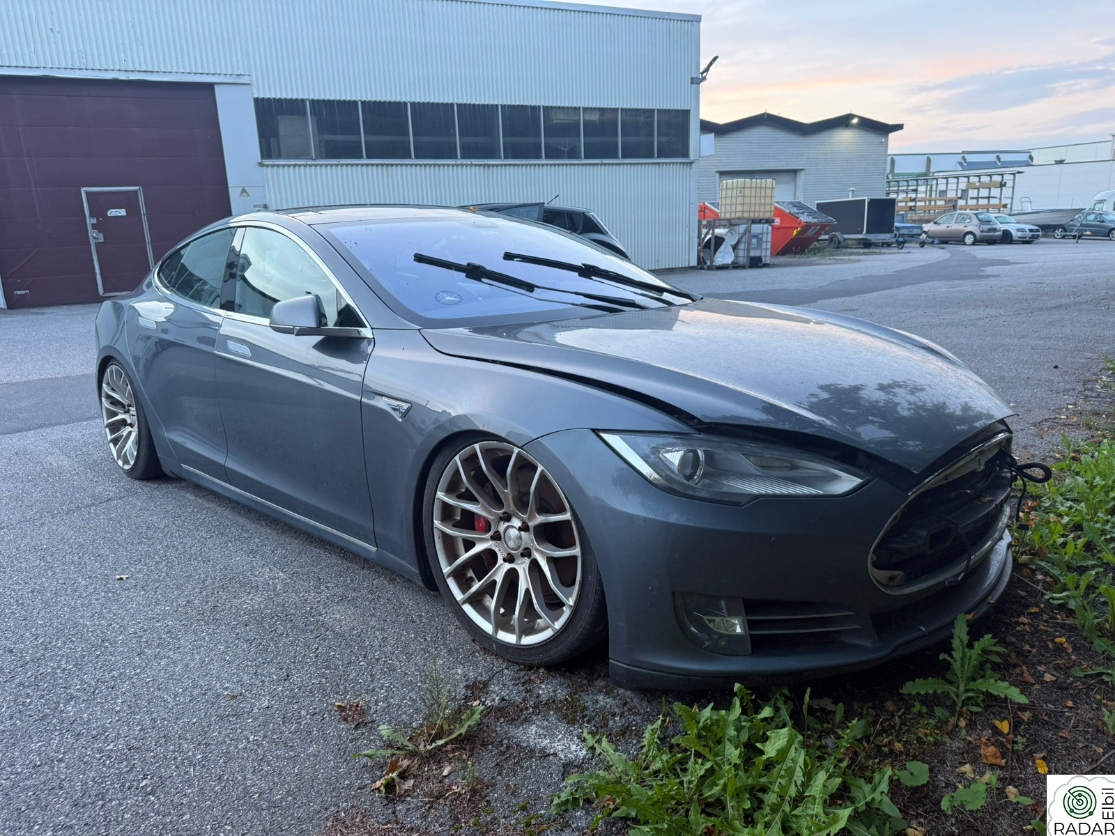 TESLA MOTORS MODEL S 85P Performance