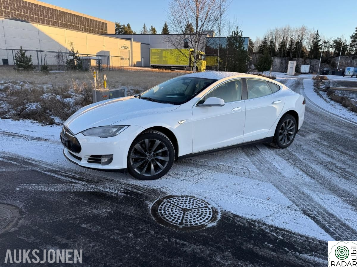TESLA MOTORS MODEL S S85 PERFORMANCE,CCS,GRATIS LADING,BATTERI BYTTET