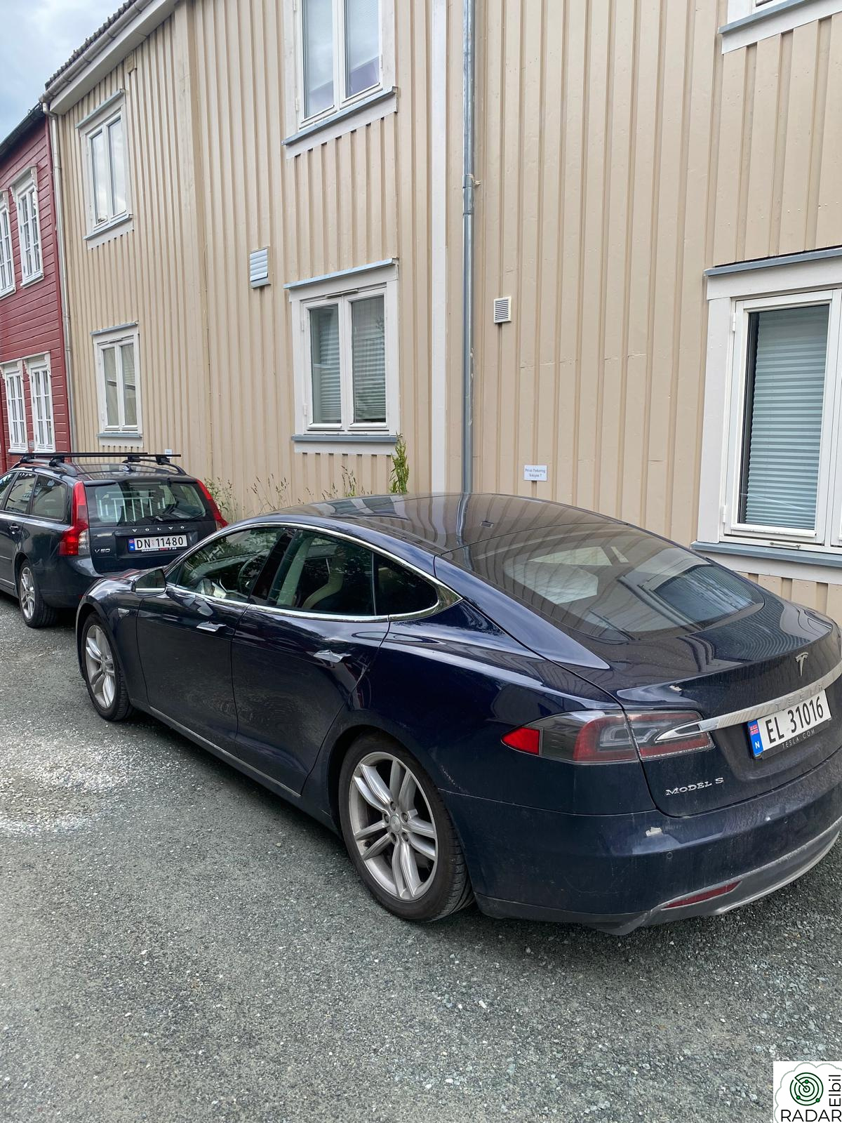 TESLA MOTORS MODEL S 85