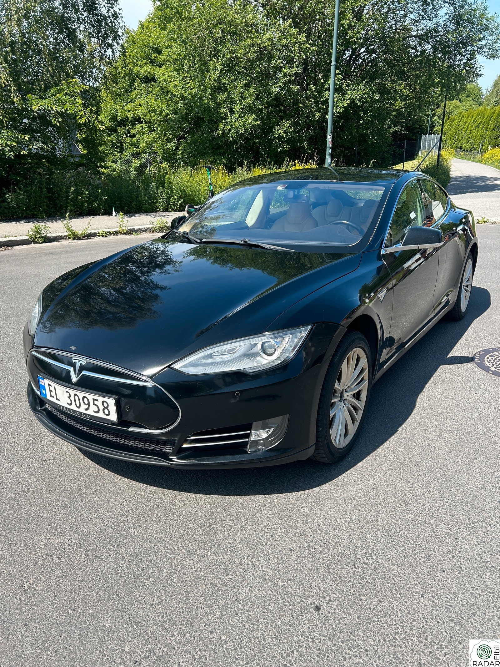 TESLA MOTORS MODEL S 85