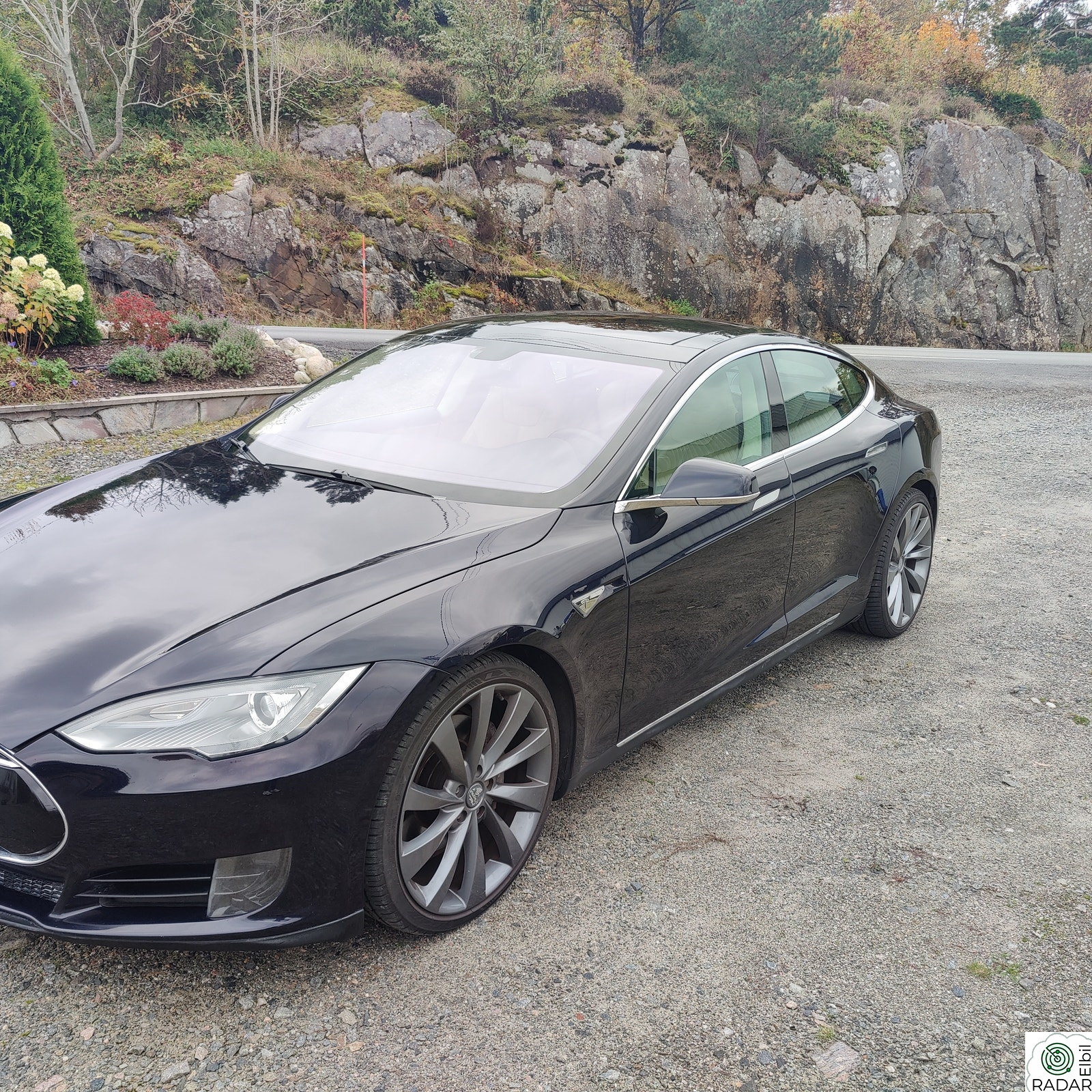 TESLA MOTORS MODEL S 90 Gratis lading