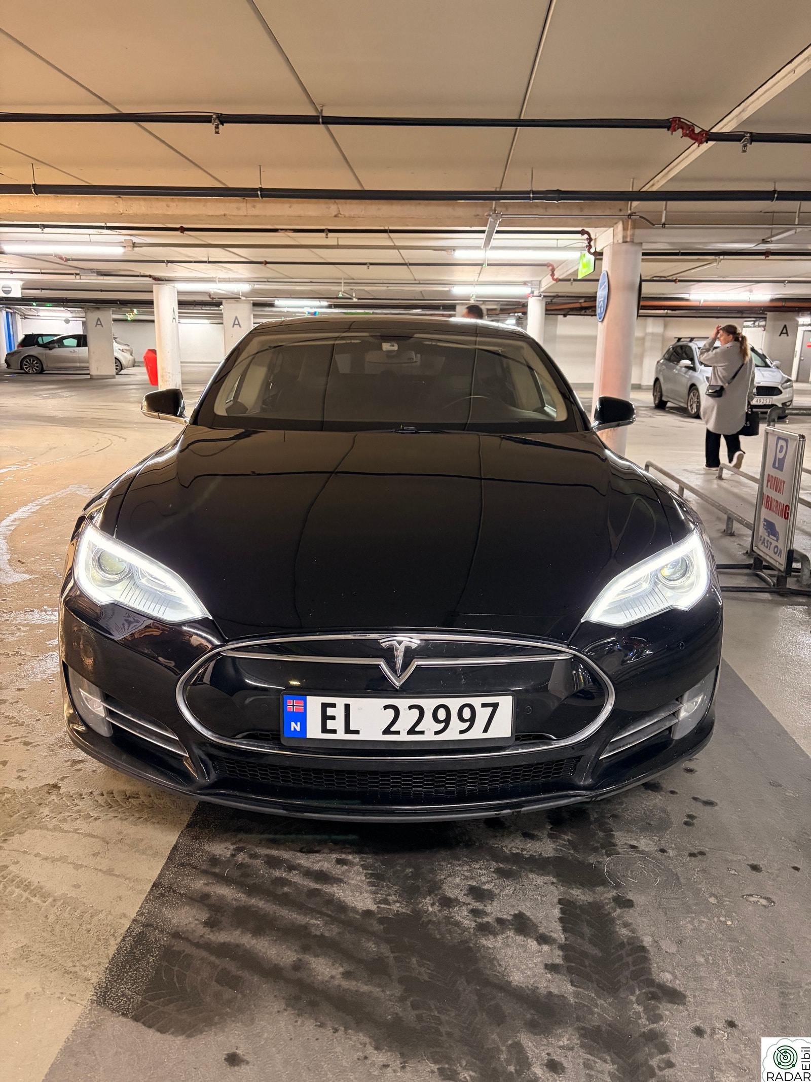 TESLA MOTORS MODEL S Performance