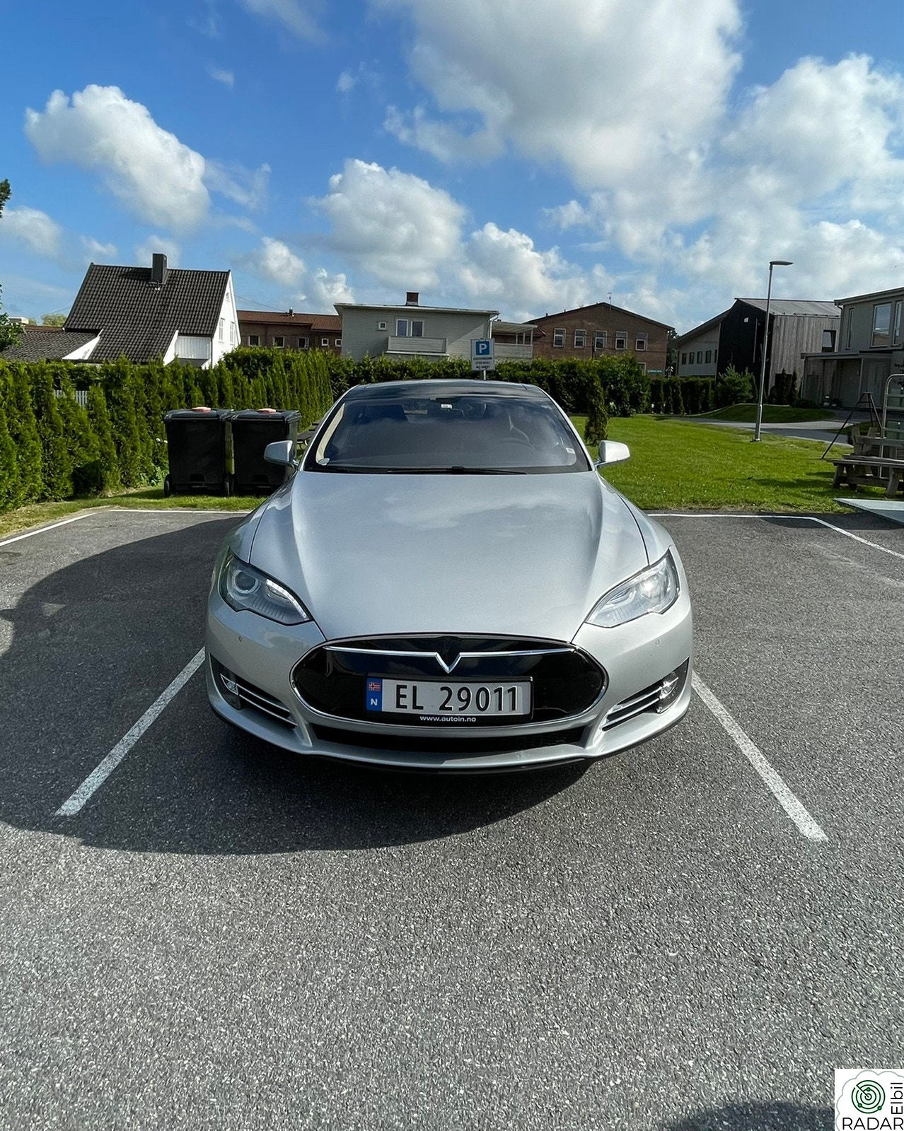 TESLA MOTORS MODEL S MODEL S P90 *GRATIS SUPERLADING*