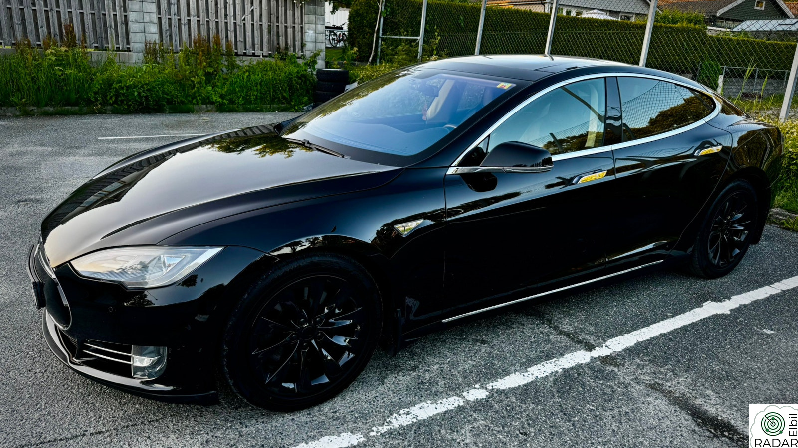 TESLA MOTORS MODEL S Signature