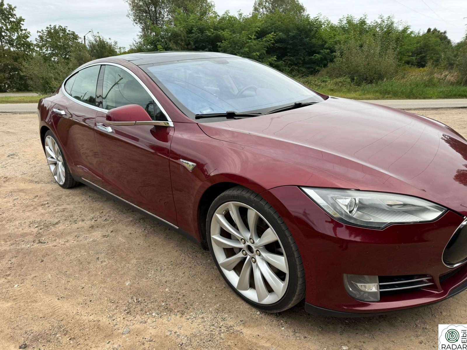 TESLA MOTORS MODEL S Signature