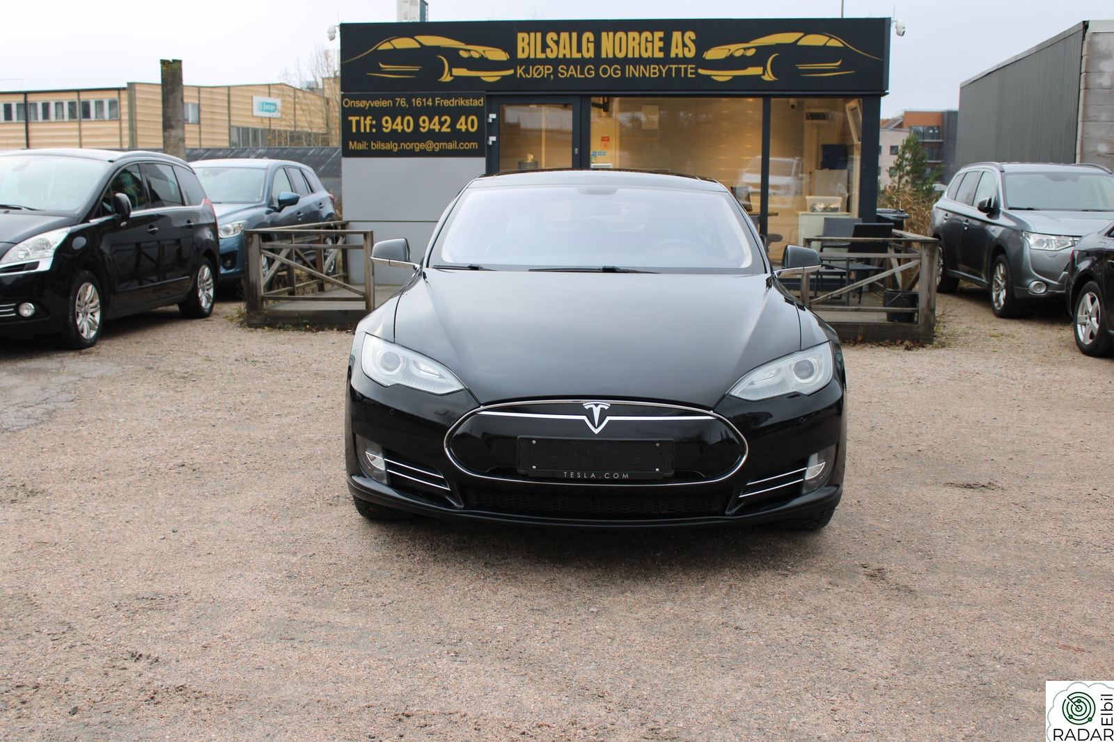 TESLA MOTORS MODEL S p85  Gratis superchargere