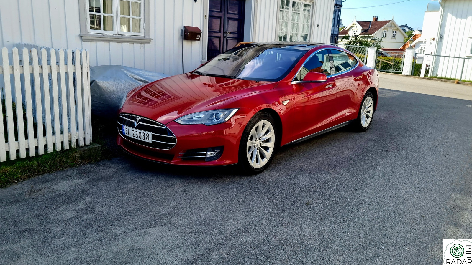 TESLA MOTORS MODEL S Performance