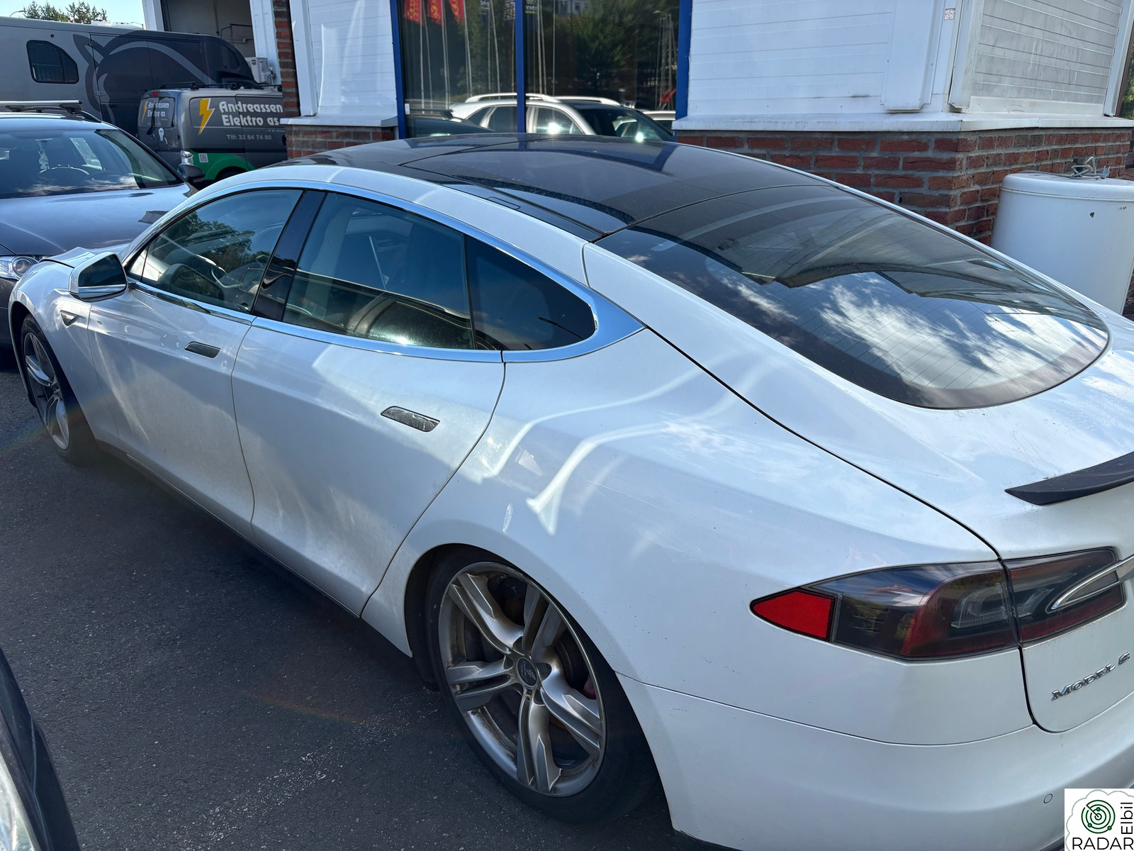 TESLA MOTORS MODEL S Performance