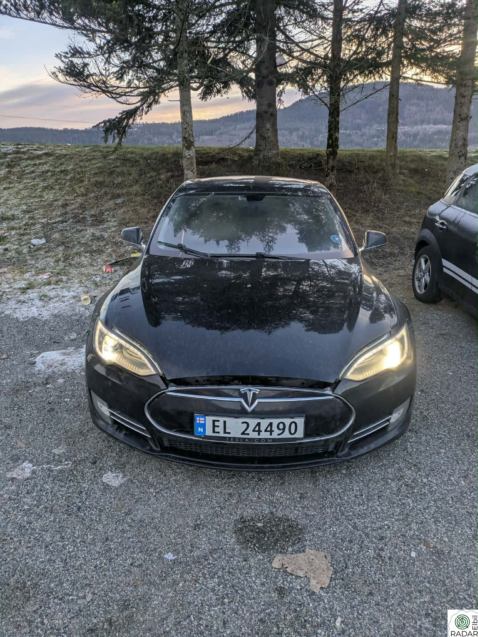 TESLA MOTORS MODEL S P85