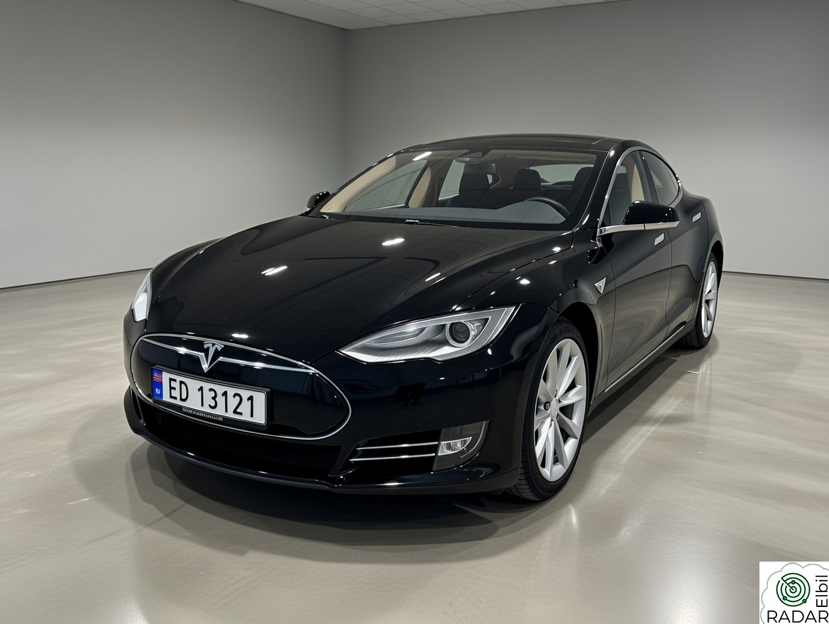 TESLA MOTORS MODEL S S85-Perfomance/Skinn/Panorama/RyggeKamera/ EU.10/2027