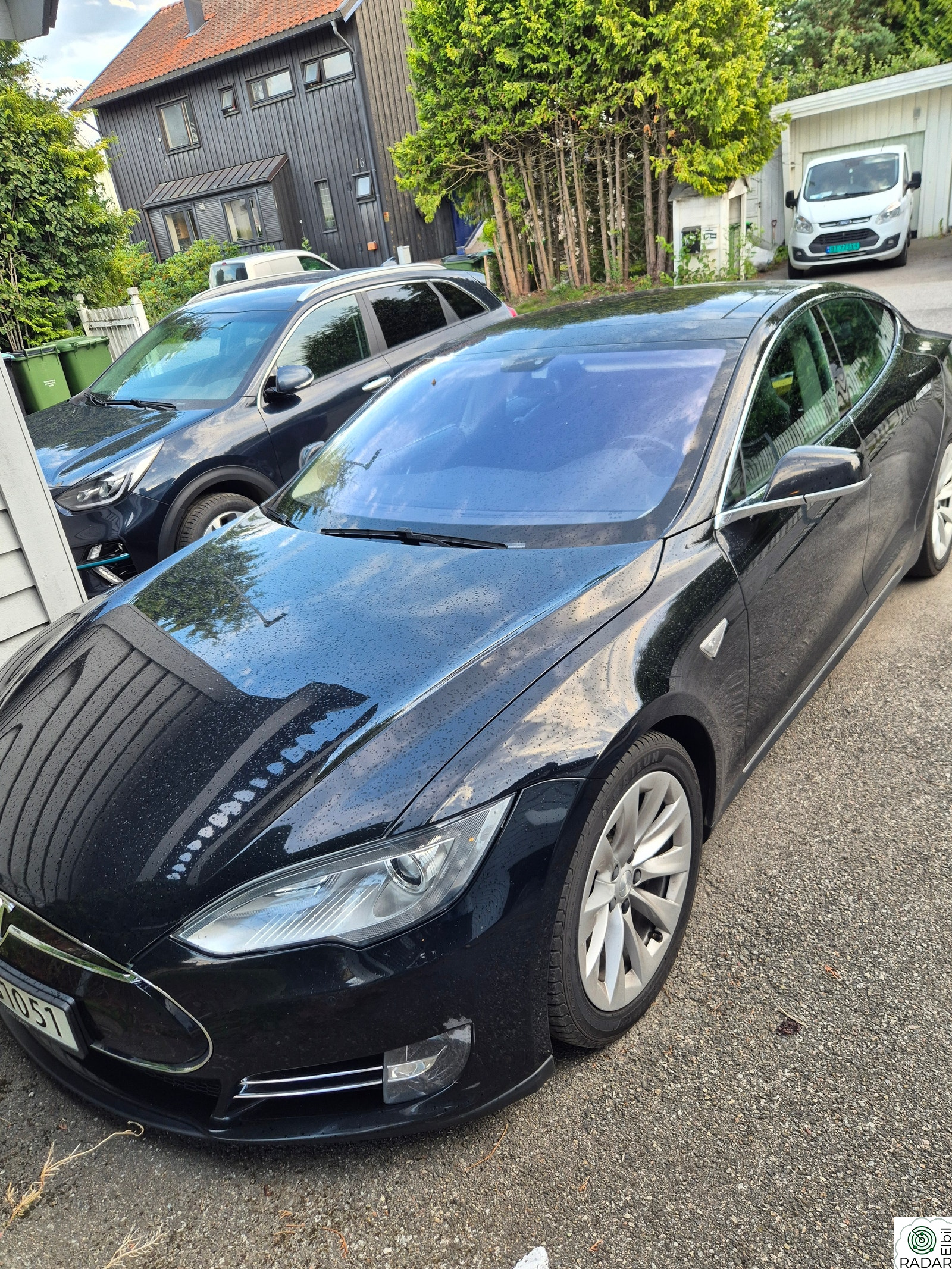 TESLA MOTORS MODEL S 85P Performance