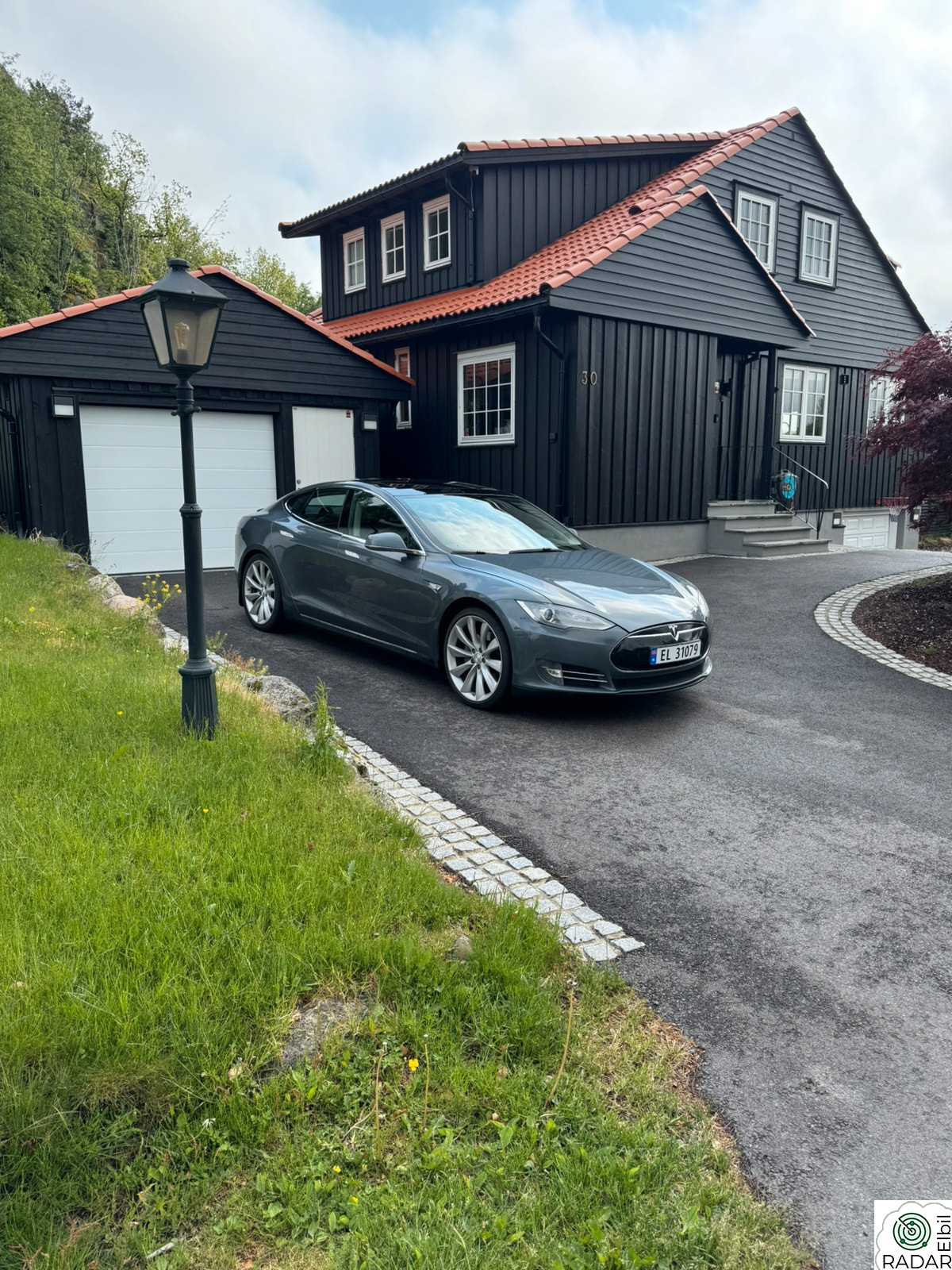 TESLA MOTORS MODEL S P85+ ( Performance),GRATIS Superlading