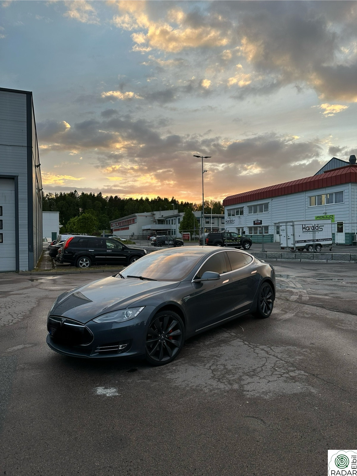 TESLA MOTORS MODEL S P85+ Performance Gratis lading