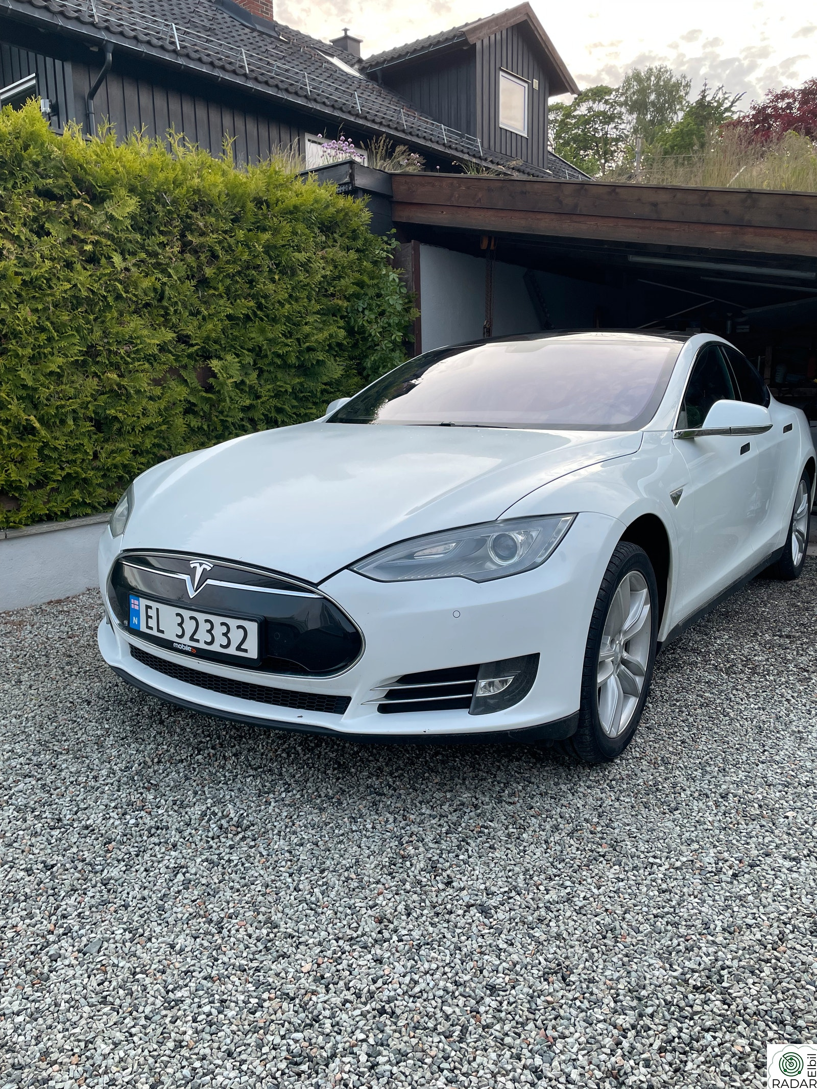 TESLA MOTORS MODEL S 85/Nytt batteri/EU godkjent/Ny drivenhet/Gratis lading