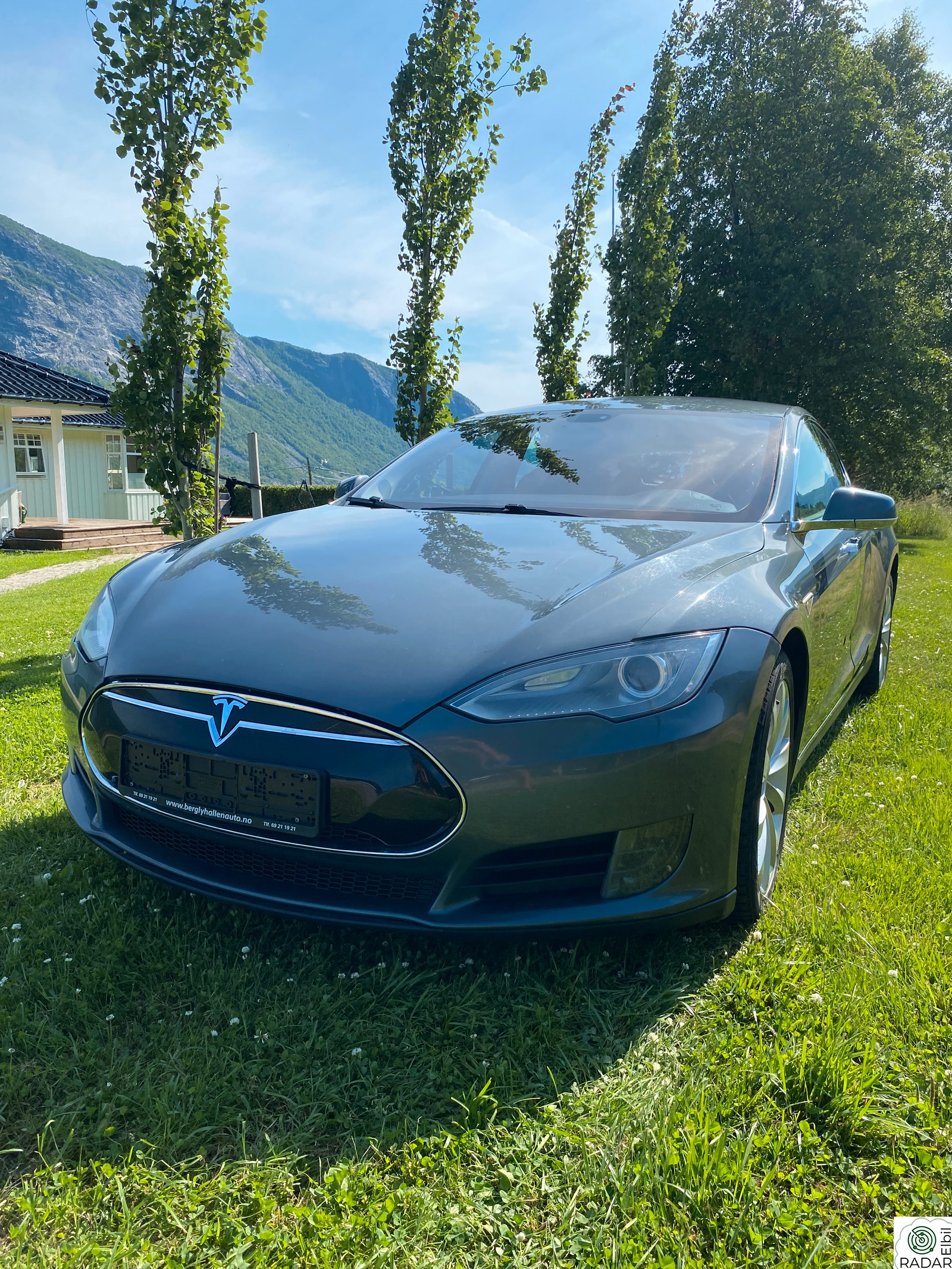 TESLA MOTORS MODEL S 85