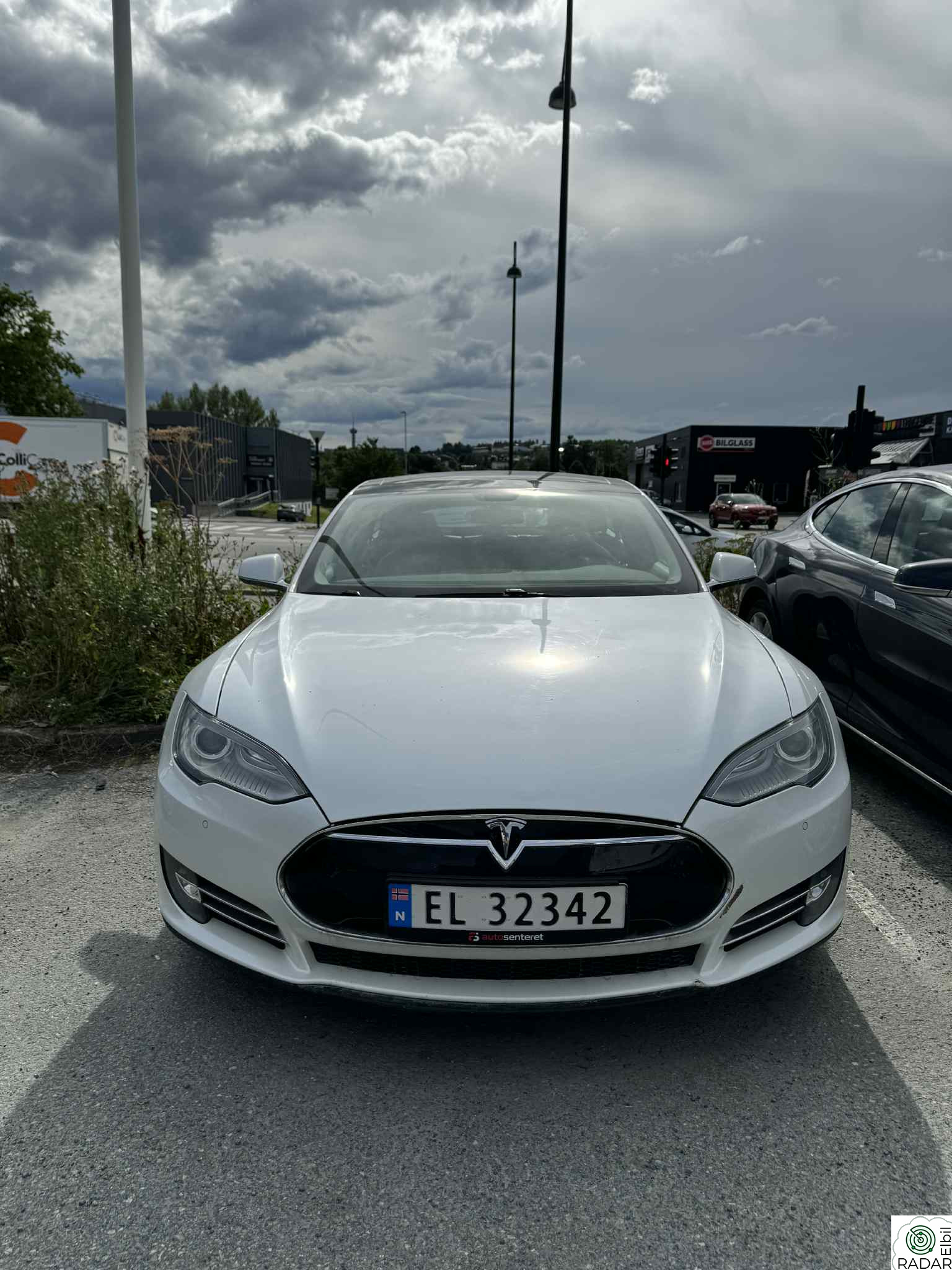TESLA MOTORS MODEL S 85 / Gratis lading / Deffekt batteri