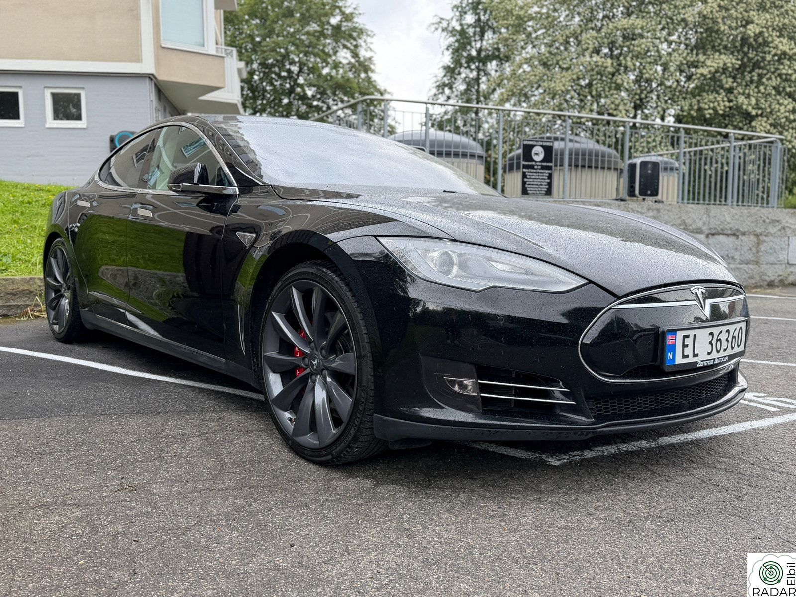 TESLA MOTORS MODEL S P85+ FULLSPEKKET! Gratis lading inkl. for neste eier.