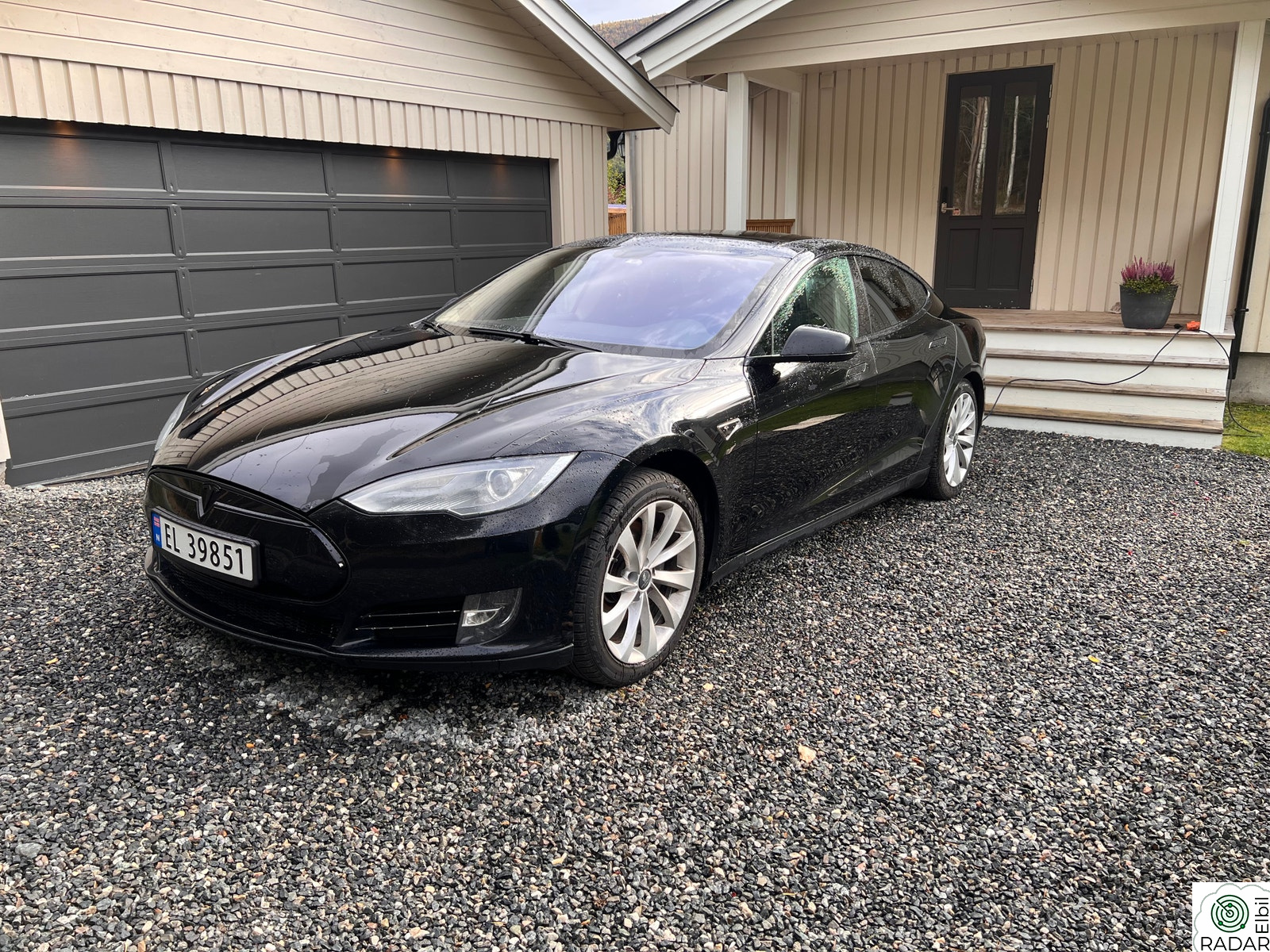 TESLA MOTORS MODEL S 85
