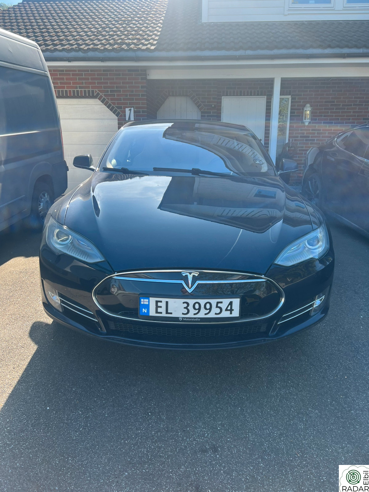 TESLA MOTORS MODEL S 85