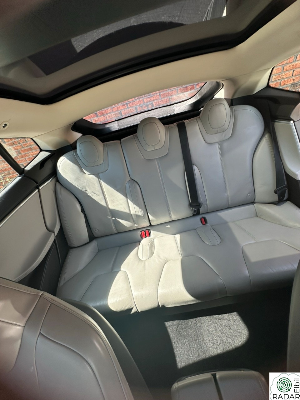 TESLA MOTORS MODEL S 85
